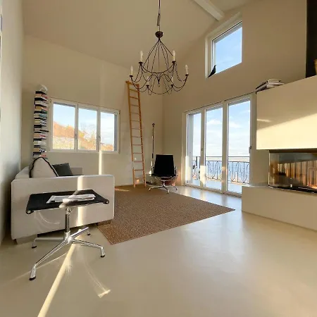 וילה Traumhaftes Ferienhaus Mit See- Und Alpenblick Guevaux