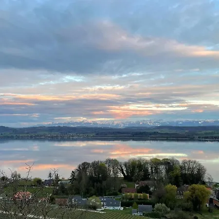וילה Traumhaftes Ferienhaus Mit See- Und Alpenblick Guevaux