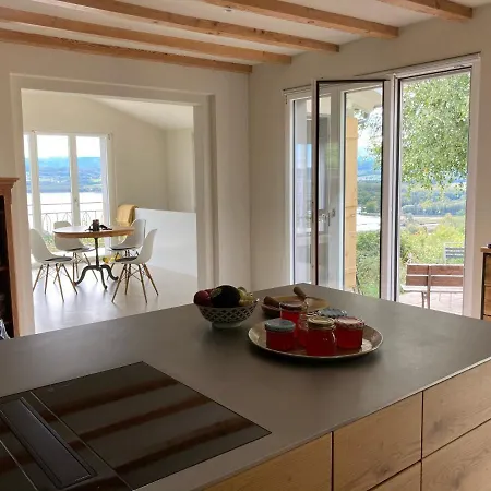 Traumhaftes Ferienhaus Mit See- Und Alpenblick Guevaux