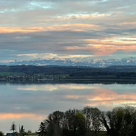 Traumhaftes Ferienhaus Mit See- Und Alpenblick וילה *