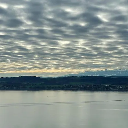 Traumhaftes Ferienhaus Mit See- Und Alpenblick וילה